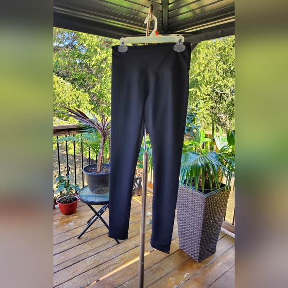 Nordstrom Z by Zella Yoga 2 Piece Set - Leggings & Top - Picture 2 of 9